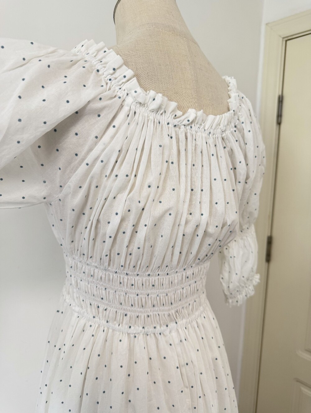 Doen ISCHIA DRESS IN SALT FLOCK DOT - Picture 7 of 12